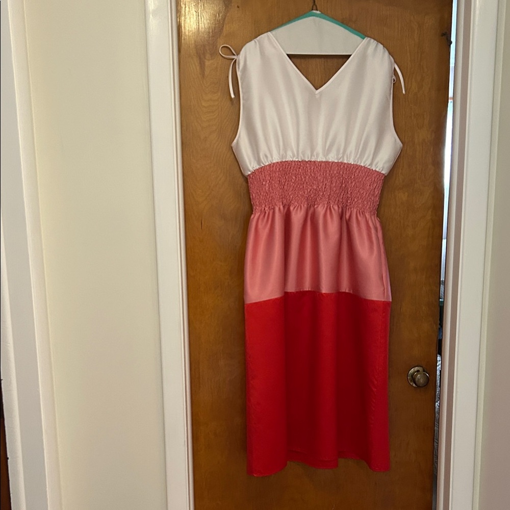 Elegant Colorblock Midi Dress in Cream and Red
